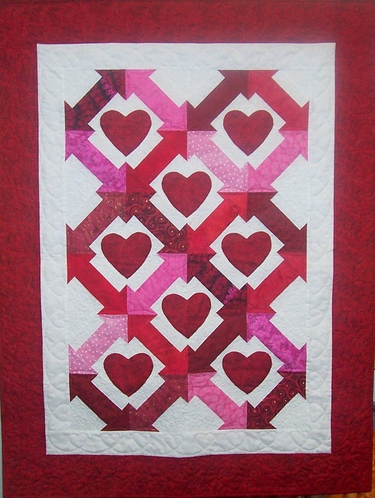 "Cupid's Arrow" valentine quilt by Pamela Quilts at Etsy (Coos Bay, Oregon)